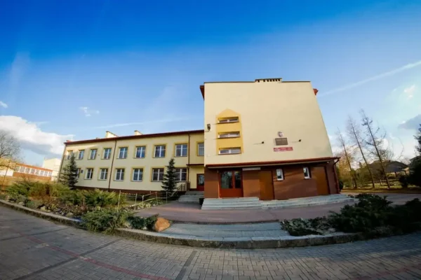 Awaria strony szkoły w Urzędowie – zajęcia 23 i 24 października dla wybranych grup