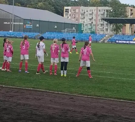 Stella Kraśnik rozgromiła Błękit Cyców 16:0 i umocniła się na czele ligi