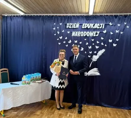 Dzień Edukacji Narodowej w Gminie Kraśnik: pasowania, nagrody i pożegnania