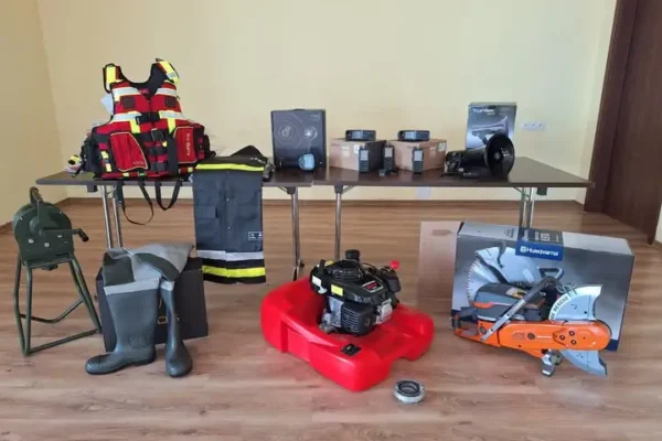 OSP Kraśnik Dolny wzbogaciła się o nowy sprzęt ratowniczy